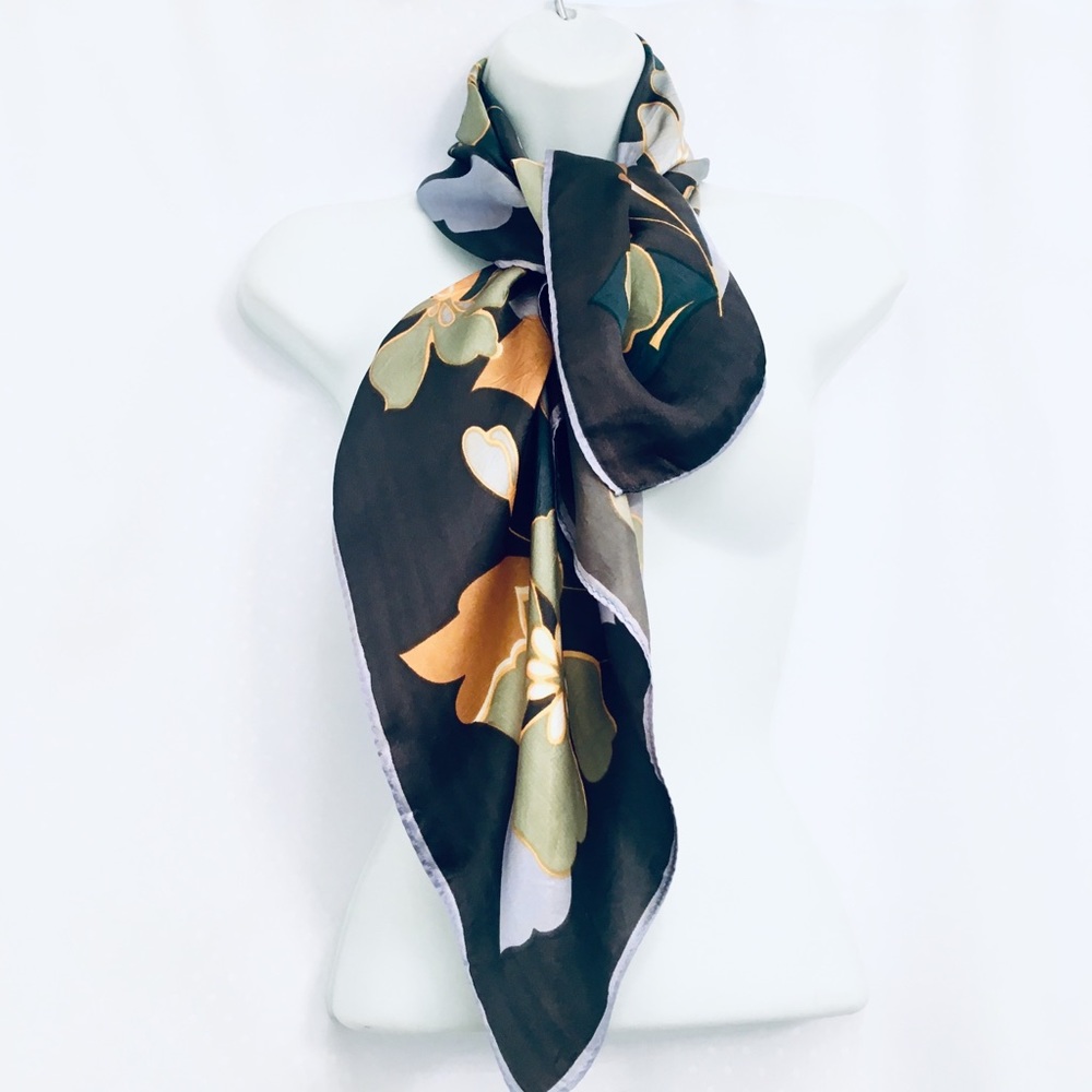 Large Green Gold & Blue Floral Printed Scarf - Picture 2 of 6